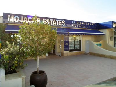 Uitzicht op het kantoor van Mojacar Estates